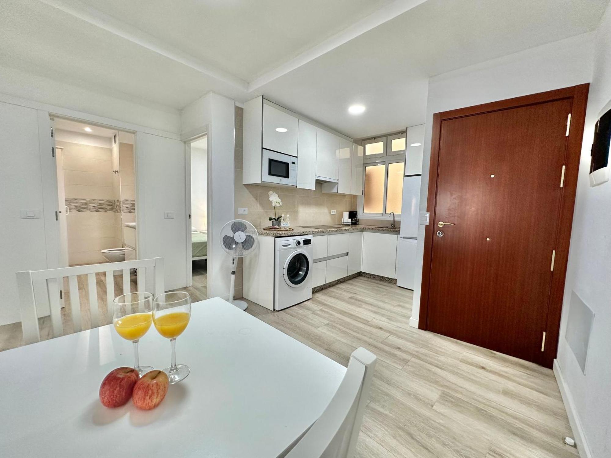 Juan Xxiii Apartment Arona  Ngoại thất bức ảnh